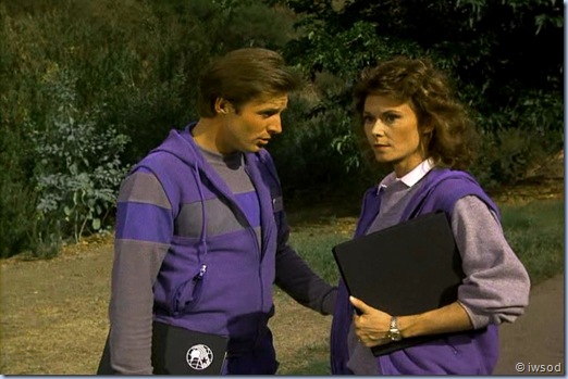 2.09 A CLASS ACT.avi_001263530