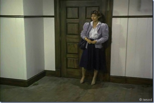 2.10 PLAYING POSSUM.avi_000165165