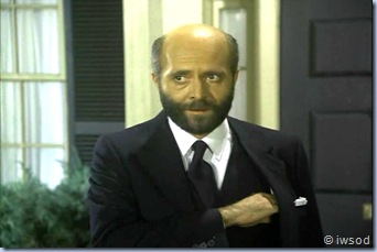 2.10 PLAYING POSSUM.avi_000227227