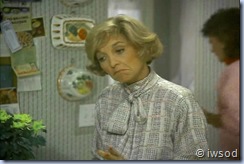 2.10 PLAYING POSSUM.avi_000355355