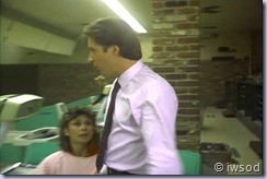 2.10 PLAYING POSSUM.avi_000606006