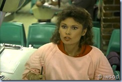 2.10 PLAYING POSSUM.avi_000619619