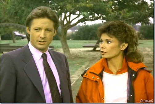 2.10 PLAYING POSSUM.avi_000825492