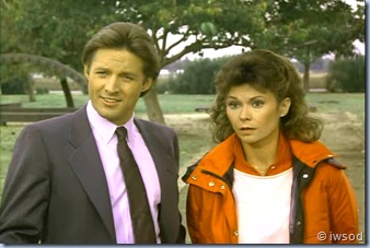 2.10 PLAYING POSSUM.avi_000875875