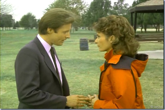 2.10 PLAYING POSSUM.avi_000918551