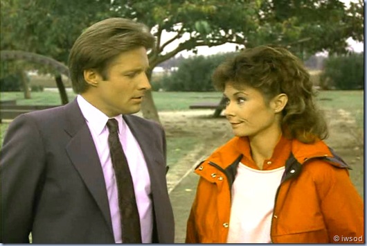 2.10 PLAYING POSSUM.avi_000957957