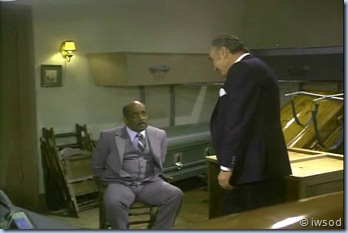 2.10 PLAYING POSSUM.avi_001956656