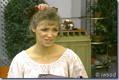 2.10 PLAYING POSSUM.avi_002096896