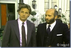 2.10 PLAYING POSSUM.avi_002099899