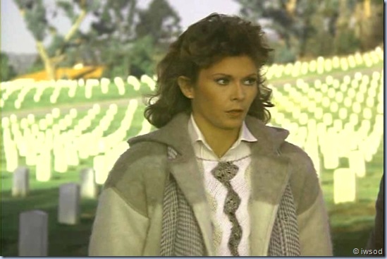 2.10 PLAYING POSSUM.avi_002648448