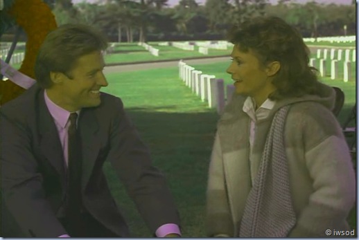 2.10 PLAYING POSSUM.avi_002692258