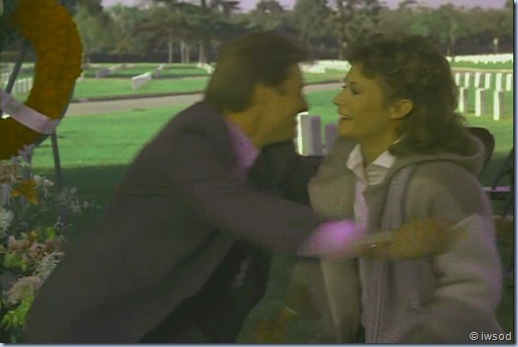 2.10 PLAYING POSSUM.avi_002693059