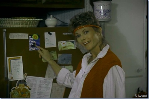 2.11 THE THREE FACES OF EMILY.avi_000314047