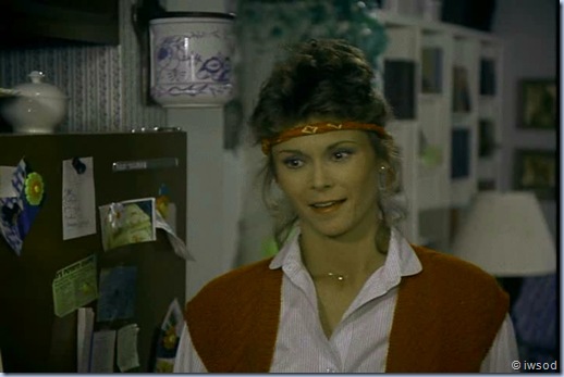 2.11 THE THREE FACES OF EMILY.avi_000334000