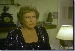 2.11 THE THREE FACES OF EMILY.avi_000829062