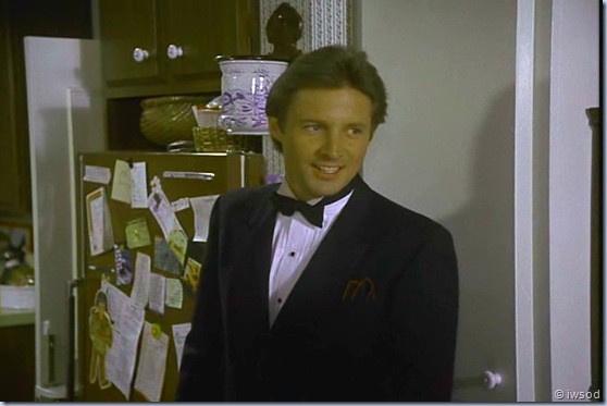 2.11 THE THREE FACES OF EMILY.avi_000936670