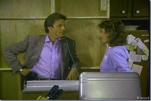 2.11 THE THREE FACES OF EMILY.avi_001116850