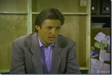 2.11 THE THREE FACES OF EMILY.avi_001185919