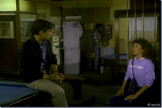 2.11 THE THREE FACES OF EMILY.avi_002157590