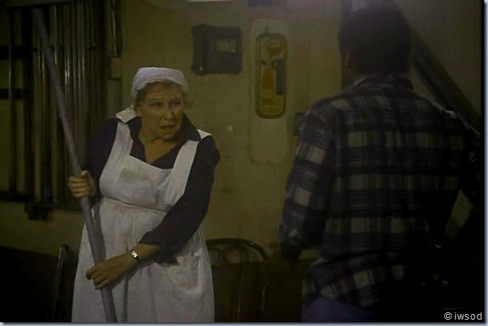 2.11 THE THREE FACES OF EMILY.avi_002351785