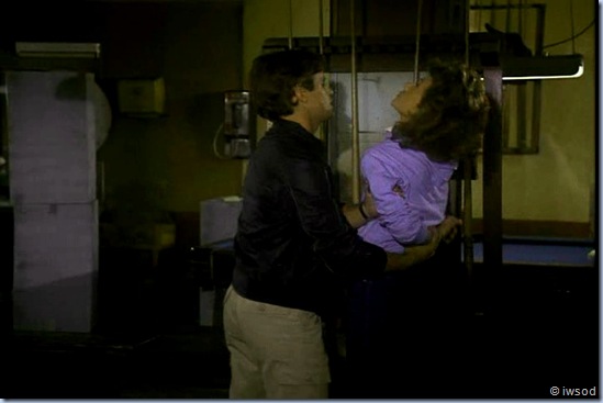 2.11 THE THREE FACES OF EMILY.avi_002356790