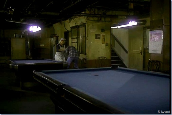 2.11 THE THREE FACES OF EMILY.avi_002368301