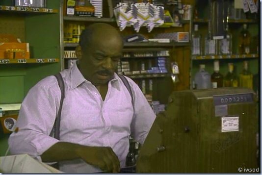 2.11 THE THREE FACES OF EMILY.avi_002592425