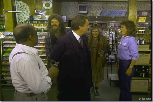 2.11 THE THREE FACES OF EMILY.avi_002629162