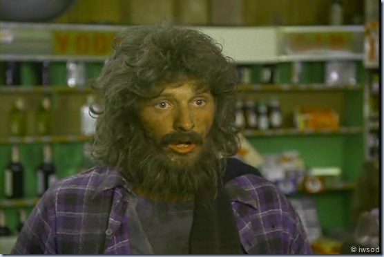 2.11 THE THREE FACES OF EMILY.avi_002679012