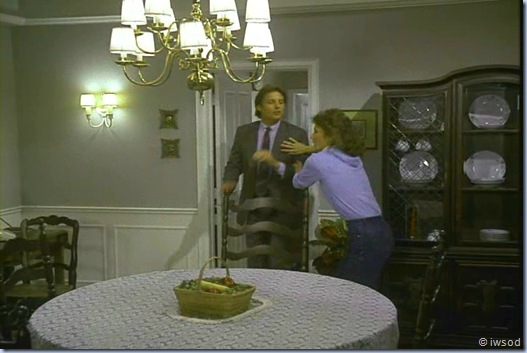 2.11 THE THREE FACES OF EMILY.avi_002759426