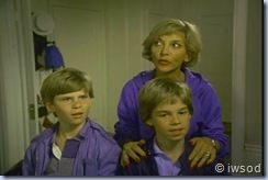 2.11 THE THREE FACES OF EMILY.avi_002779946