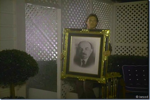 2.11 THE THREE FACES OF EMILY.avi_002809275