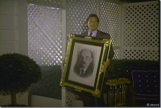 2.11 THE THREE FACES OF EMILY.avi_002814681