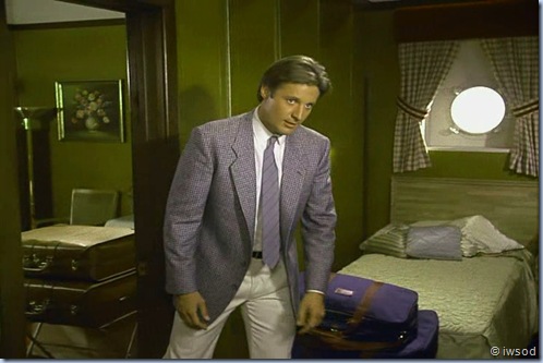 2.12 SHIP OF SPIES.avi_000660026