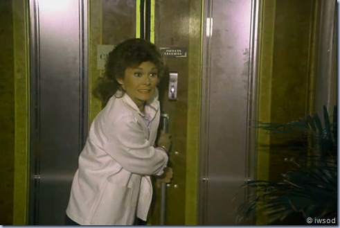 2.12 SHIP OF SPIES.avi_001036302