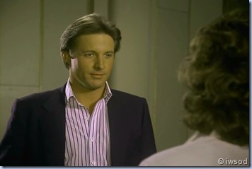 2.12 SHIP OF SPIES.avi_001133600