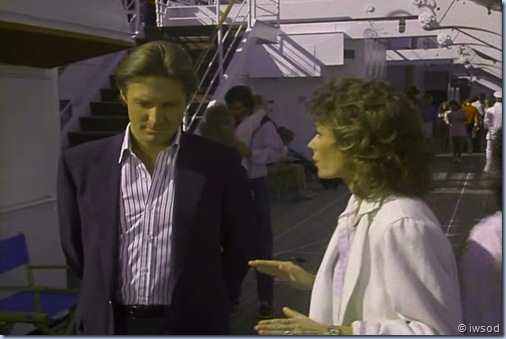 2.12 SHIP OF SPIES.avi_001196663