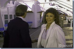 2.12 SHIP OF SPIES.avi_001225692