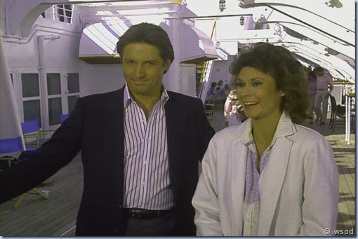 2.12 SHIP OF SPIES.avi_001236302