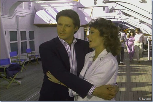 2.12 SHIP OF SPIES.avi_001241941