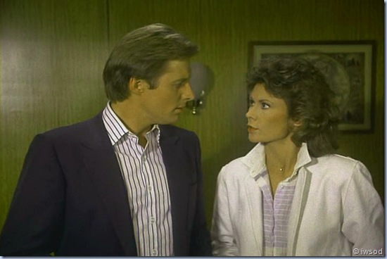 2.12 SHIP OF SPIES.avi_001414314