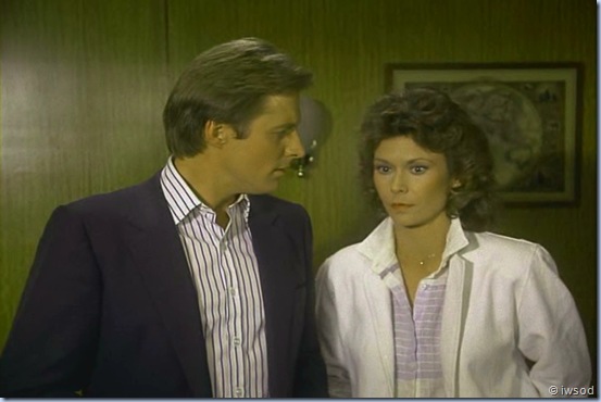 2.12 SHIP OF SPIES.avi_001415115