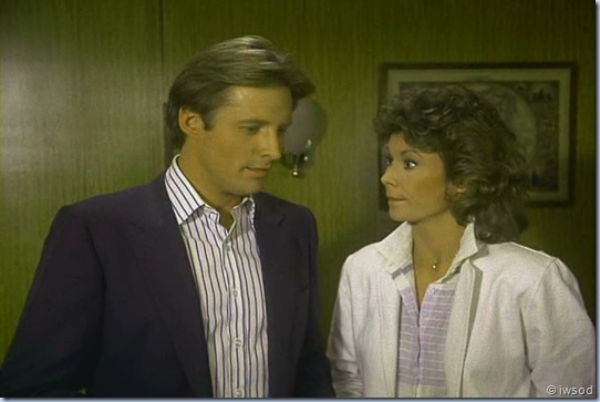 2.12 SHIP OF SPIES.avi_001418451