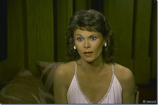 2.12 SHIP OF SPIES.avi_001828928