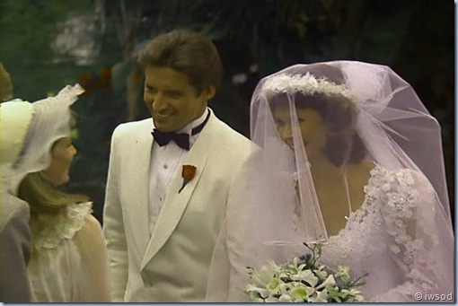 2.12 SHIP OF SPIES.avi_001854320