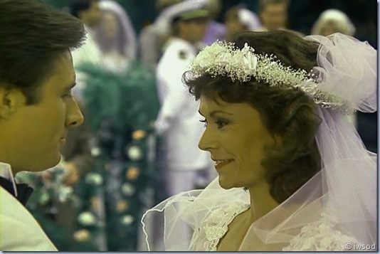 2.12 SHIP OF SPIES.avi_001946413