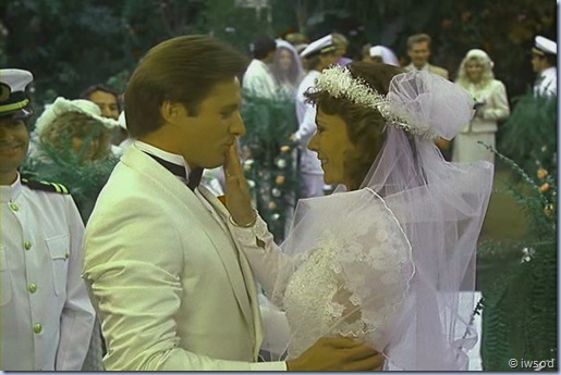 2.12 SHIP OF SPIES.avi_001955822