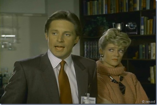 2.13 SPIDERWEB.avi_000303236