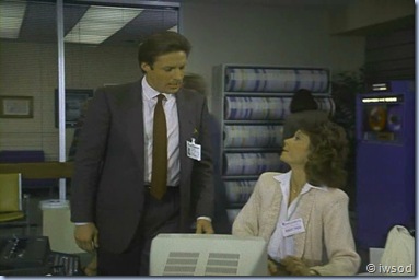 2.13 SPIDERWEB.avi_001350784