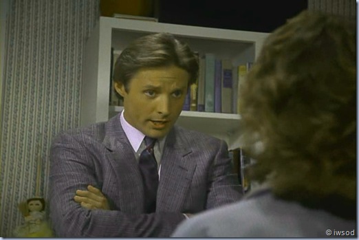 2.13 SPIDERWEB.avi_001948381